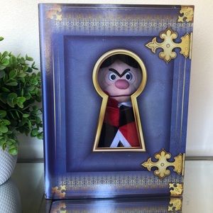 D23 Alice in Wonderland 70th Queen of Hearts Plush